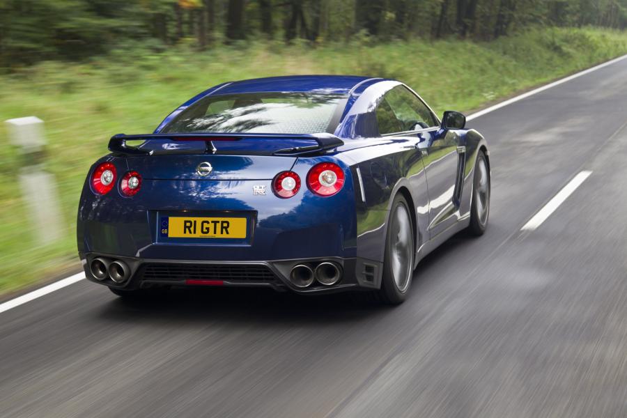  Nissan GT-R 2011 года  (фото 53 из 87)